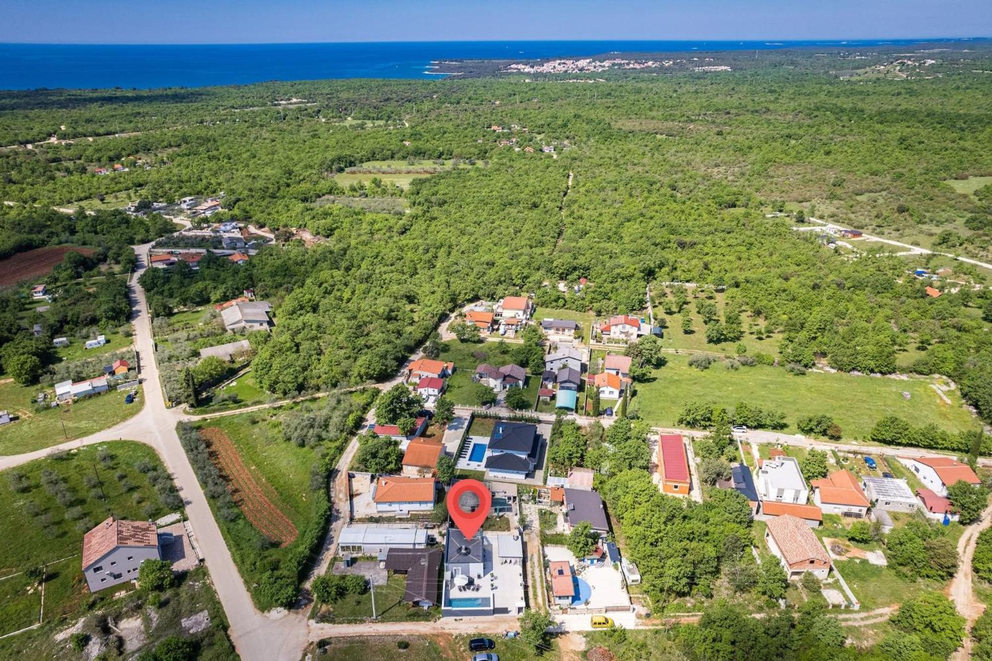 Marsel Villa Mednjan